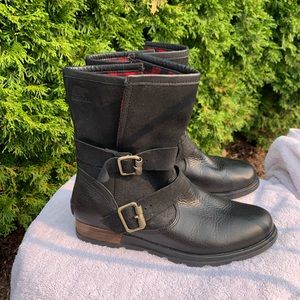Sorel black leather womens moto boot size 7.5